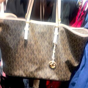 🎉 Michael Kors Tote large
